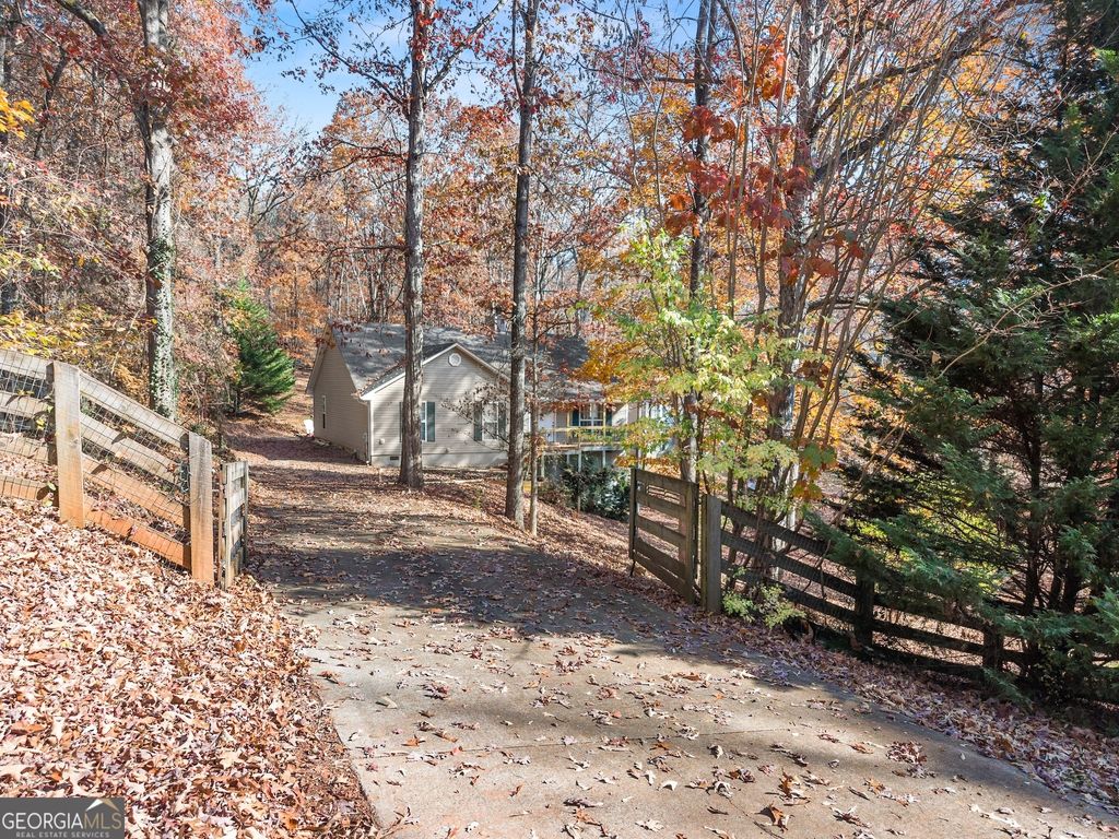 5109 Peach Mountain Circle, Gainesville, GA 30507