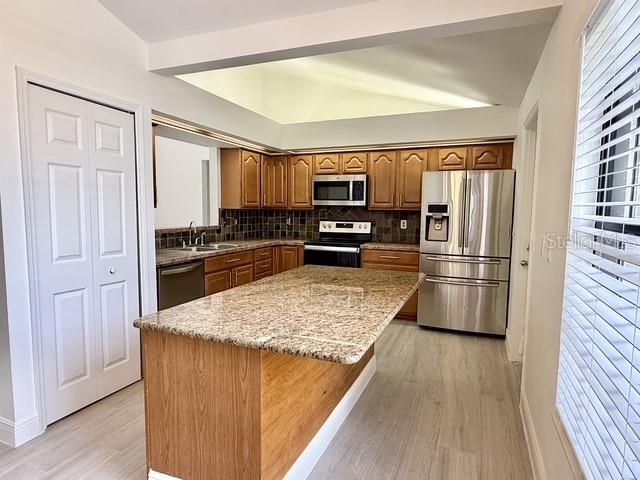 553 WALNUT GROVE PLACE, Oviedo, FL 32765