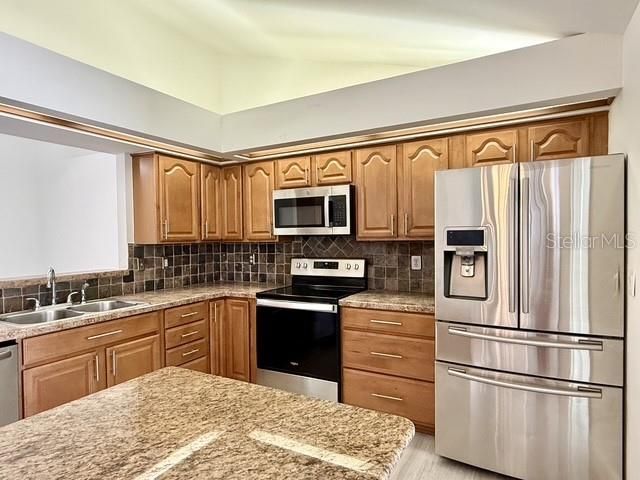 553 WALNUT GROVE PLACE, Oviedo, FL 32765
