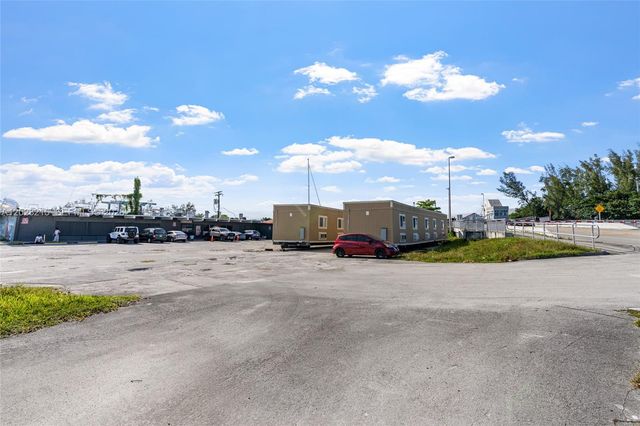 3066 NW River Drive, Miami, FL 33142