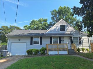 3303 Candlewood DR, Hampton, VA 23666