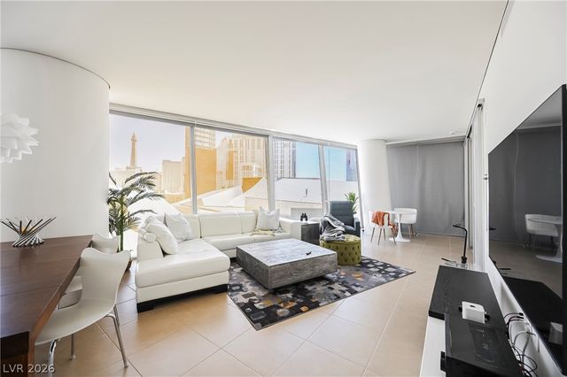 3722 Las Vegas Boulevard 306, Las Vegas, NV 89158