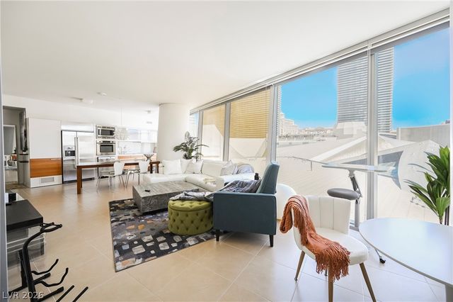 3722 Las Vegas Boulevard 306, Las Vegas, NV 89158