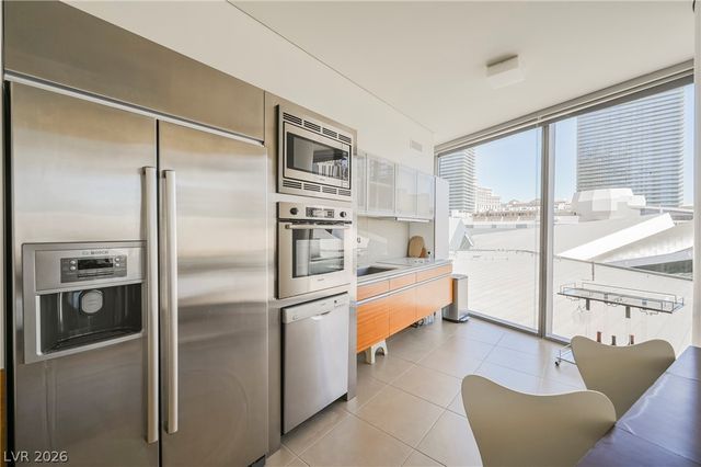 3722 Las Vegas Boulevard 306, Las Vegas, NV 89158