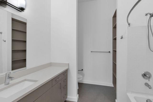 1900 12th Ave S Apt 508, Nashville, TN 37203