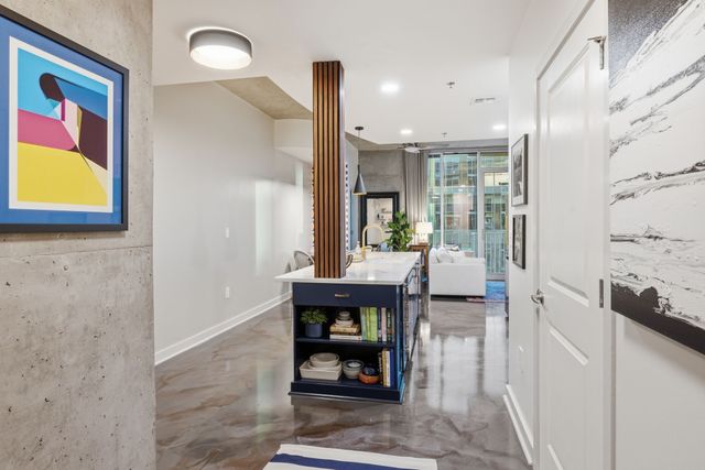 301 Demonbreun St Unit 1718, Nashville, TN 37201