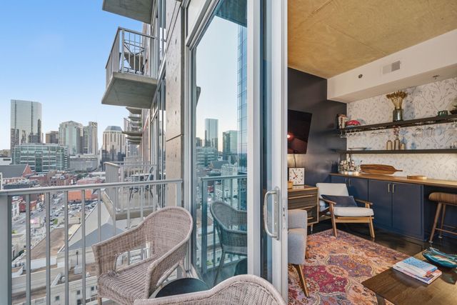 301 Demonbreun St Unit 1718, Nashville, TN 37201