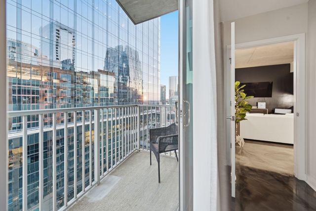301 Demonbreun St Unit 1718, Nashville, TN 37201