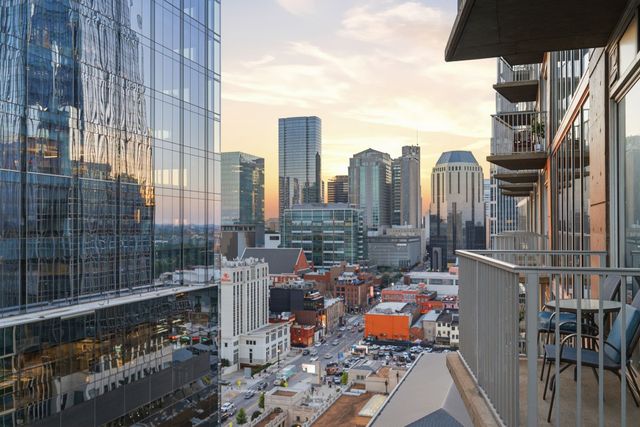 301 Demonbreun St Unit 1718, Nashville, TN 37201