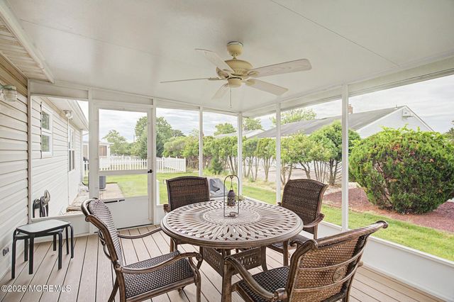 95 Westport Drive, Toms River, NJ 08757