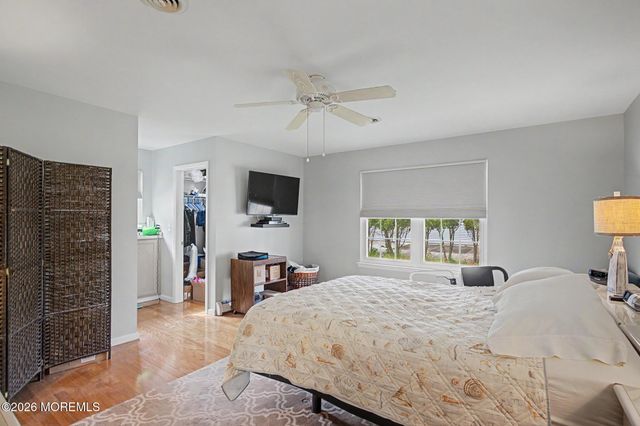 95 Westport Drive, Toms River, NJ 08757