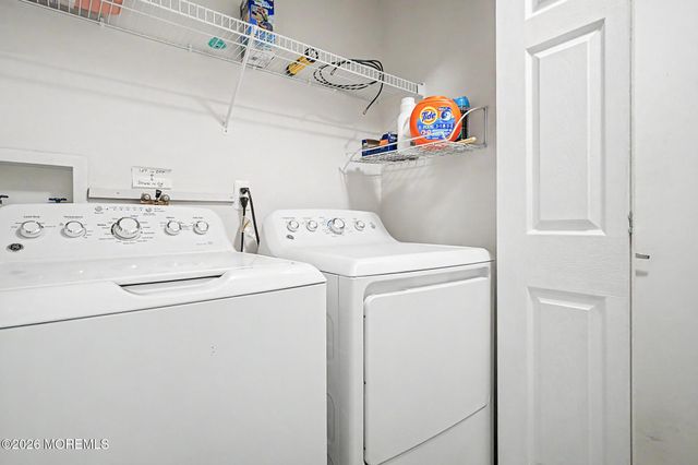 95 Westport Drive, Toms River, NJ 08757