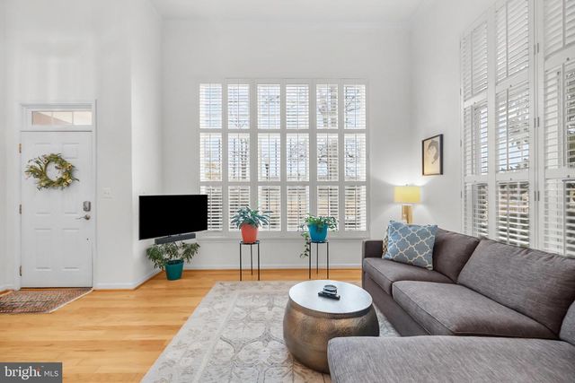 517 CAMERON STATION BLVD, Alexandria, VA 22304