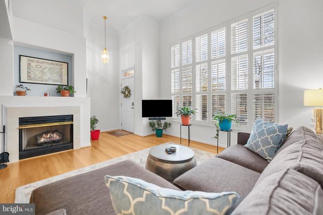 517 CAMERON STATION BLVD, Alexandria, VA 22304