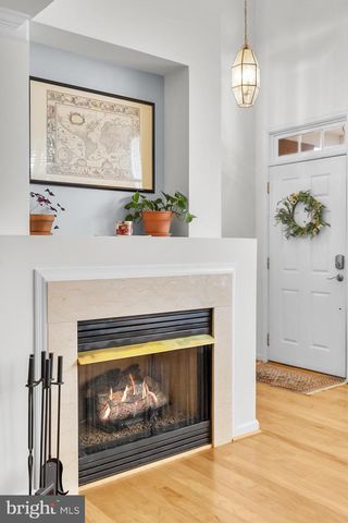 517 CAMERON STATION BLVD, Alexandria, VA 22304