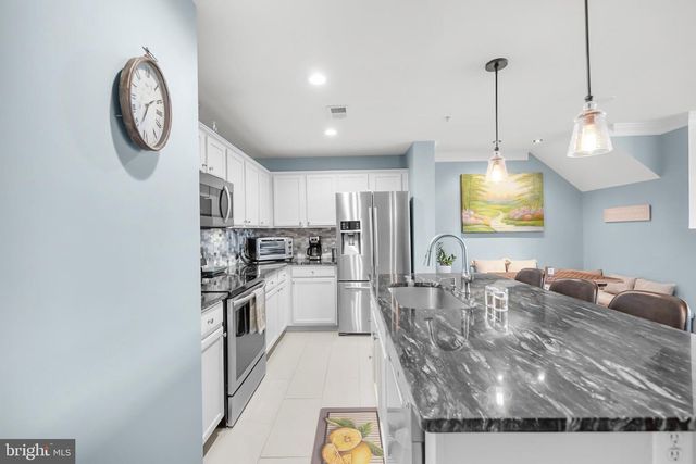 517 CAMERON STATION BLVD, Alexandria, VA 22304