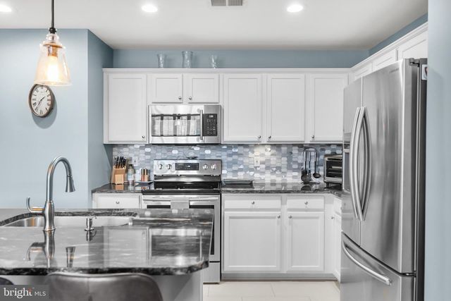 517 CAMERON STATION BLVD, Alexandria, VA 22304