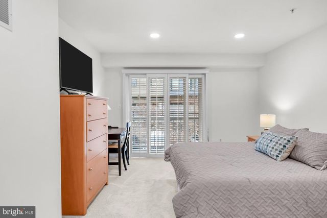 517 CAMERON STATION BLVD, Alexandria, VA 22304