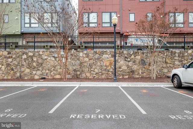 517 CAMERON STATION BLVD, Alexandria, VA 22304