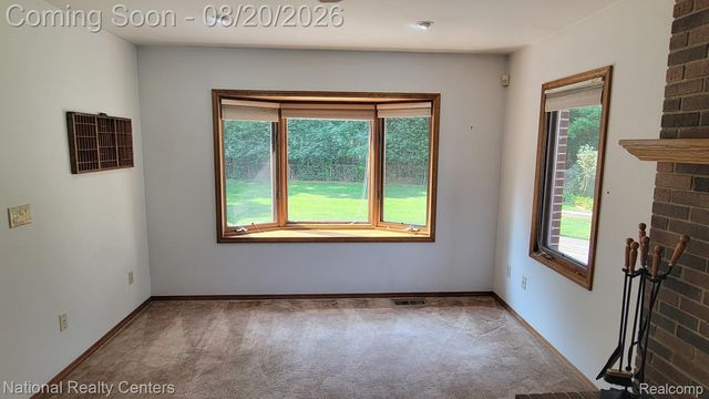 35655 Minton Street, Livonia, MI 48150