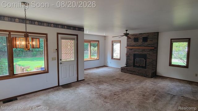 35655 Minton Street, Livonia, MI 48150