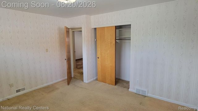 35655 Minton Street, Livonia, MI 48150