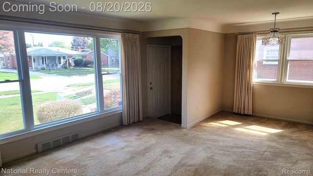 35655 Minton Street, Livonia, MI 48150