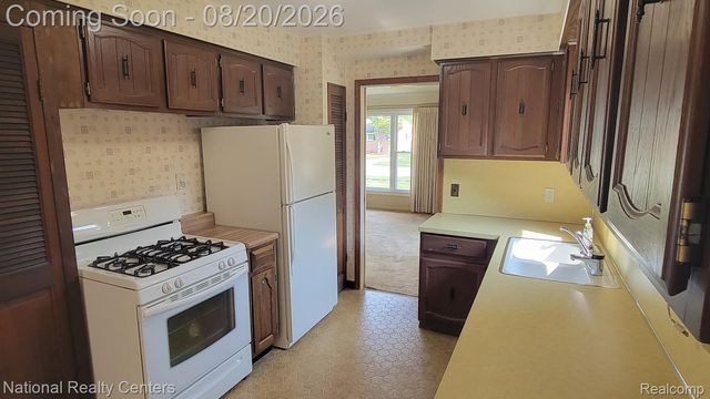 35655 Minton Street, Livonia, MI 48150