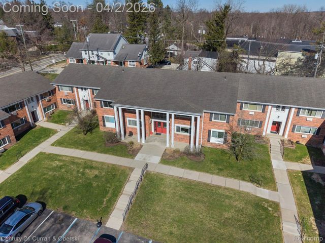 525 Fairbrook Street 108, Northville, MI 48167