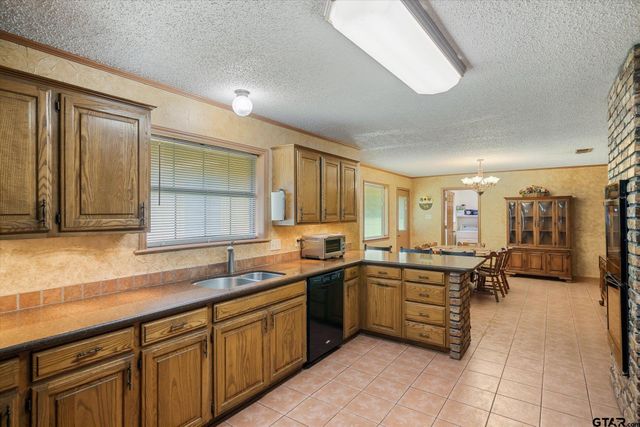 280 VZ County Road 4122, Canton, TX 75103