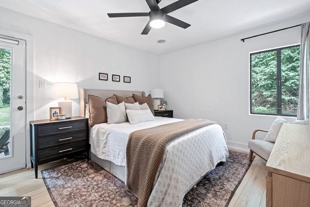 713 Meadowbrook Lane NE, Marietta, GA 30060