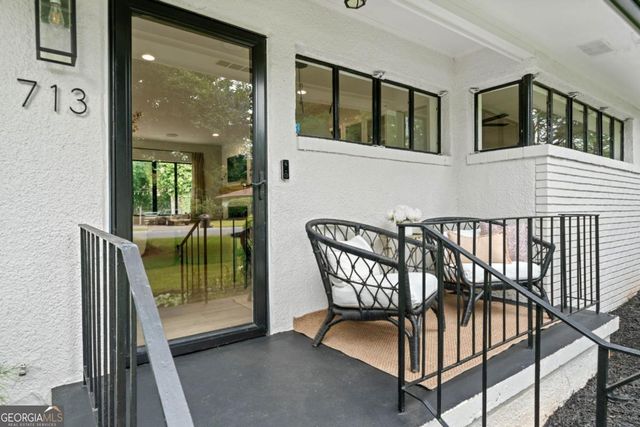 713 Meadowbrook Lane NE, Marietta, GA 30060