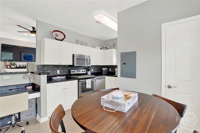 1735 Whitemarsh Way, Savannah, GA 31410