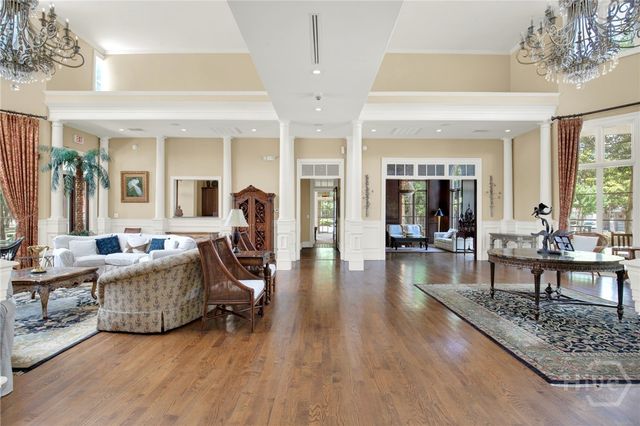 1735 Whitemarsh Way, Savannah, GA 31410