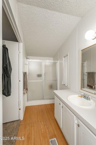 19650 E SQUAW VALLEY Parkway, Black Canyon City, AZ 85324