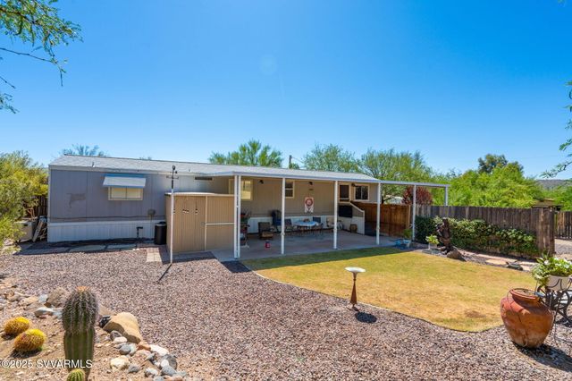 19650 E SQUAW VALLEY Parkway, Black Canyon City, AZ 85324