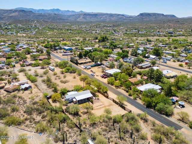 19650 E SQUAW VALLEY Parkway, Black Canyon City, AZ 85324