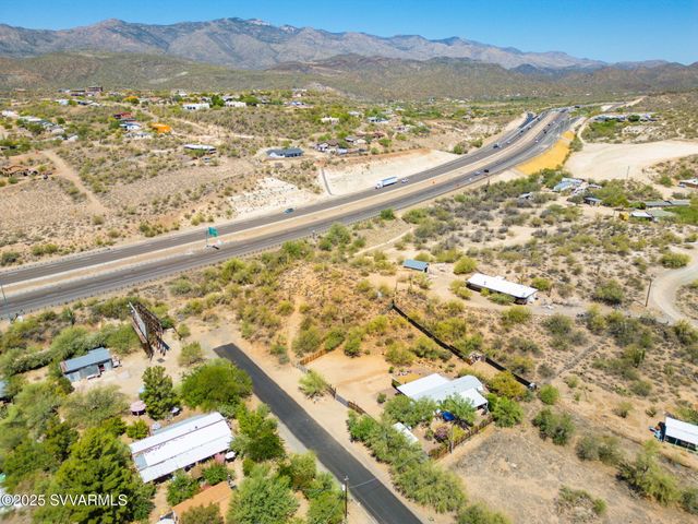 19650 E SQUAW VALLEY Parkway, Black Canyon City, AZ 85324