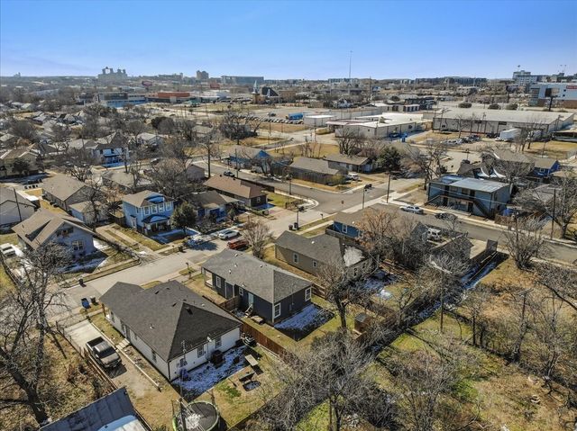 959 E Broadway Avenue, Fort Worth, TX 76104