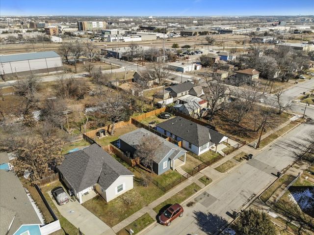 959 E Broadway Avenue, Fort Worth, TX 76104