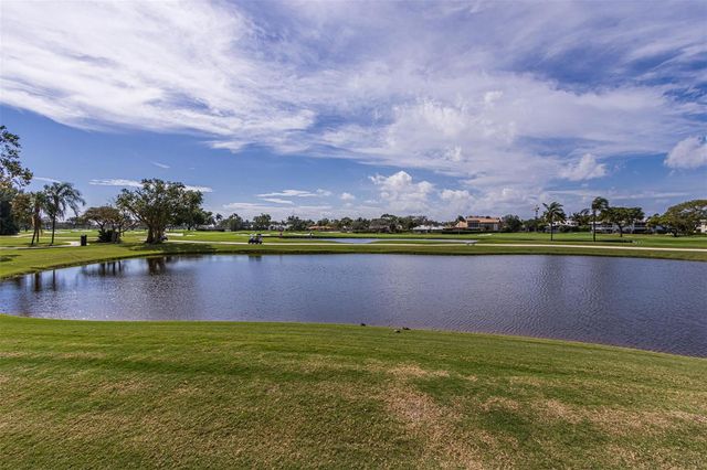 2500 NE 48th Lane 609, Fort Lauderdale, FL 33308
