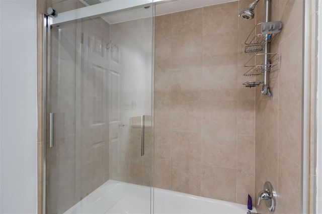 2500 NE 48th Lane 609, Fort Lauderdale, FL 33308