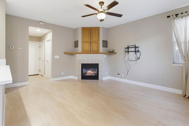 1080 Rudgwick Dr, Roseville, CA 95747