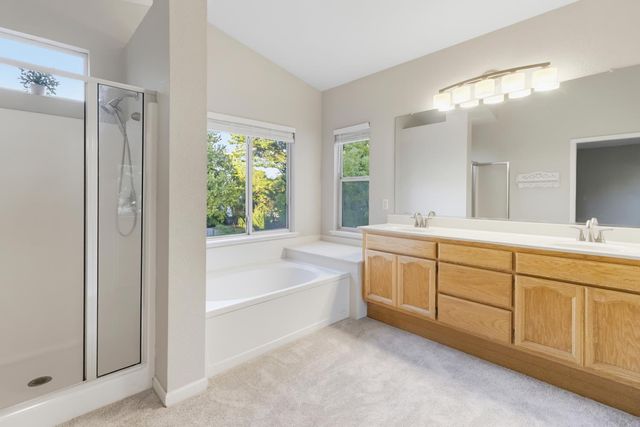 1080 Rudgwick Dr, Roseville, CA 95747