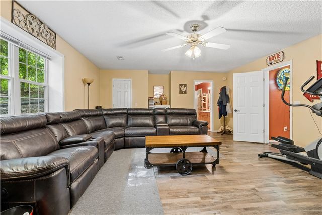 44 Tavistock Drive, Bella Vista, AR 72714