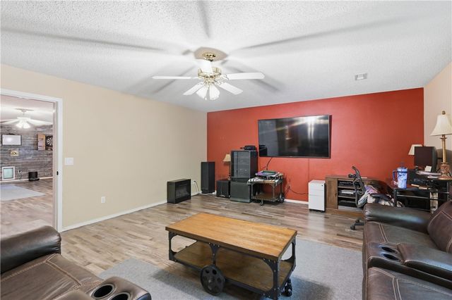 44 Tavistock Drive, Bella Vista, AR 72714