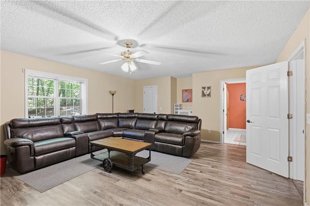 44 Tavistock Drive, Bella Vista, AR 72714