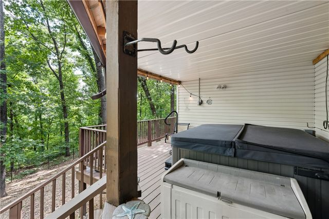 44 Tavistock Drive, Bella Vista, AR 72714