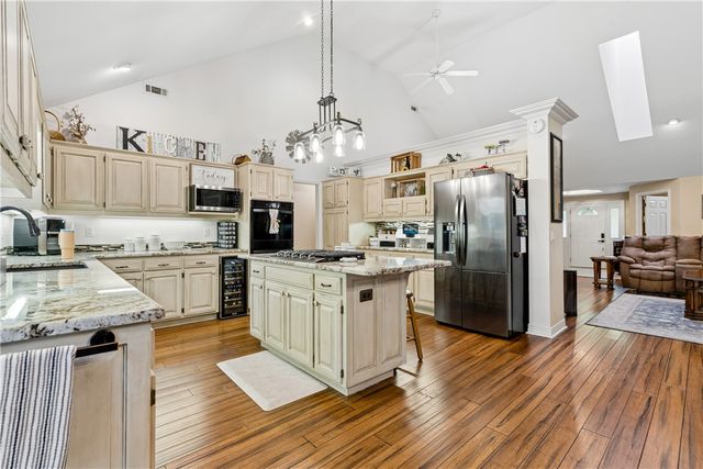 44 Tavistock Drive, Bella Vista, AR 72714