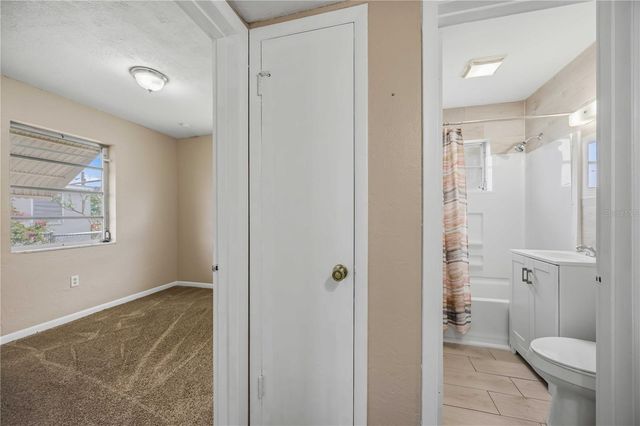 22243 HERNANDO AVENUE, Port Charlotte, FL 33952